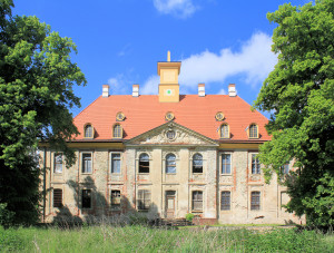 Rittergut Leuben, Schloss, Parkseite (Zustand 2015)