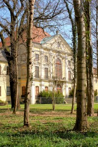 Schloss Schönwölkau, Park und Südflügel