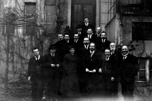 USPD-Vorstand. 5. Dezember 1919. Friedrich Geyer, erste Reihe zweiter von rechts