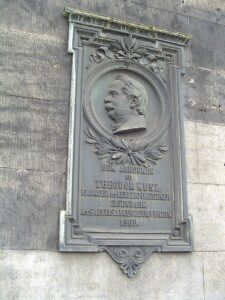 Ehrentafel für Karl Theodor Kunz am Bahnhof Dresden-Neustadt