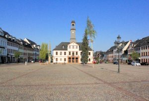 Marktplatzbebauung Rochlitz, Obermarkt mit Rathaus