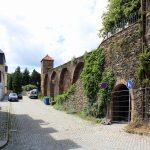 Stadtbefestigung Marienberg, Stadtmauer mit Trafohäuschen neben dem Zschopauer Tor