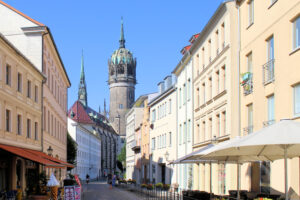 Schlossstraße und Schlosskirche in Wittenberg